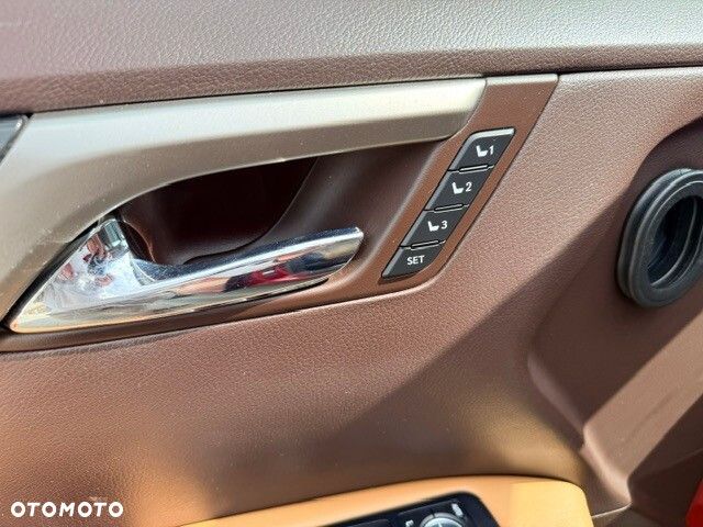 Lexus RX - 16
