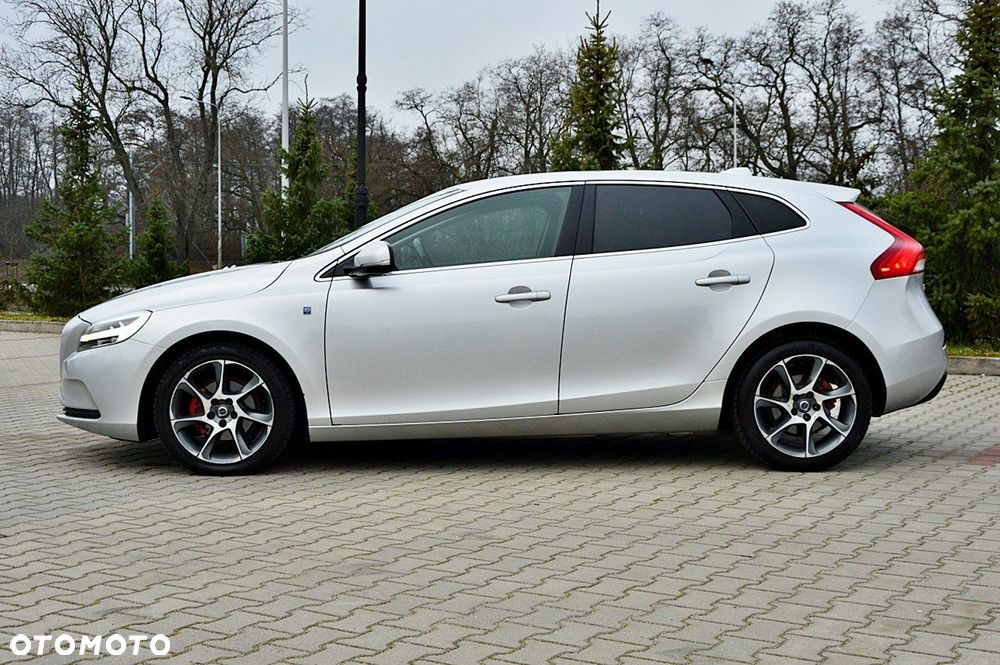 Volvo V40 - 14