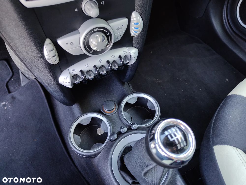 MINI Cooper - 24