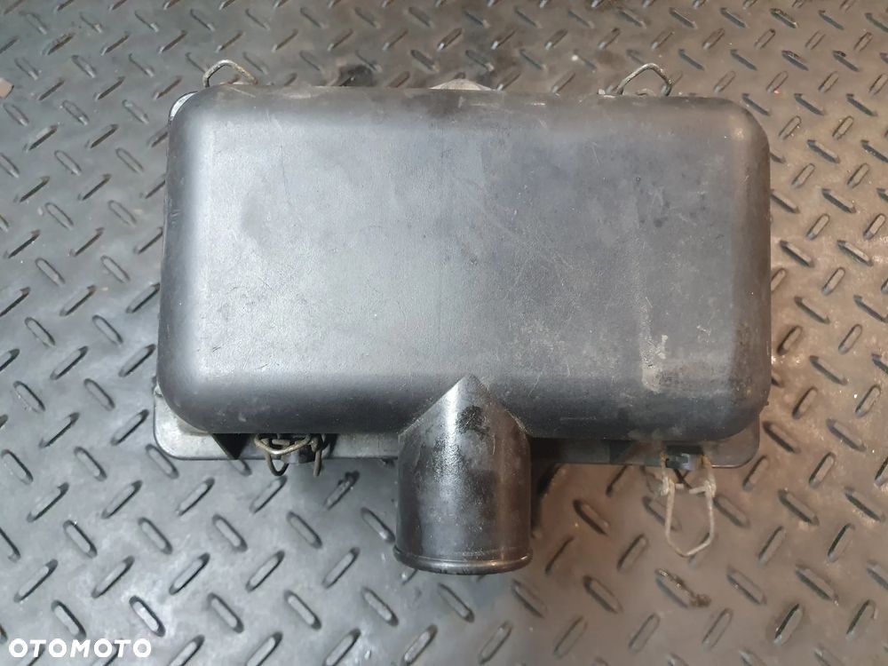 Fiat Seicento / Cinquecento Obudowa filtra powietrza 7717551 0,9 POSIADAM 2 SZT - 1