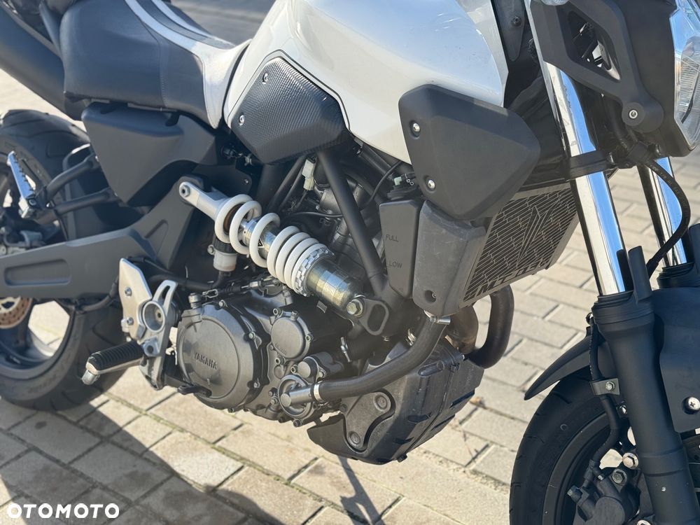 Yamaha MT - 11