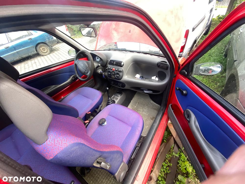 Fiat Seicento na części - 5