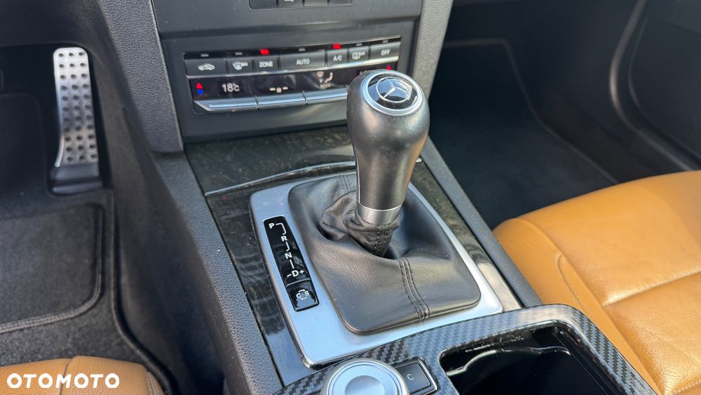 Mercedes-Benz Klasa E 250 CGI BlueEFFICIENCY Automatik Avantgarde - 24
