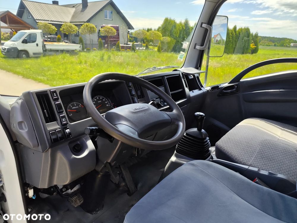 Isuzu N 35 - 9