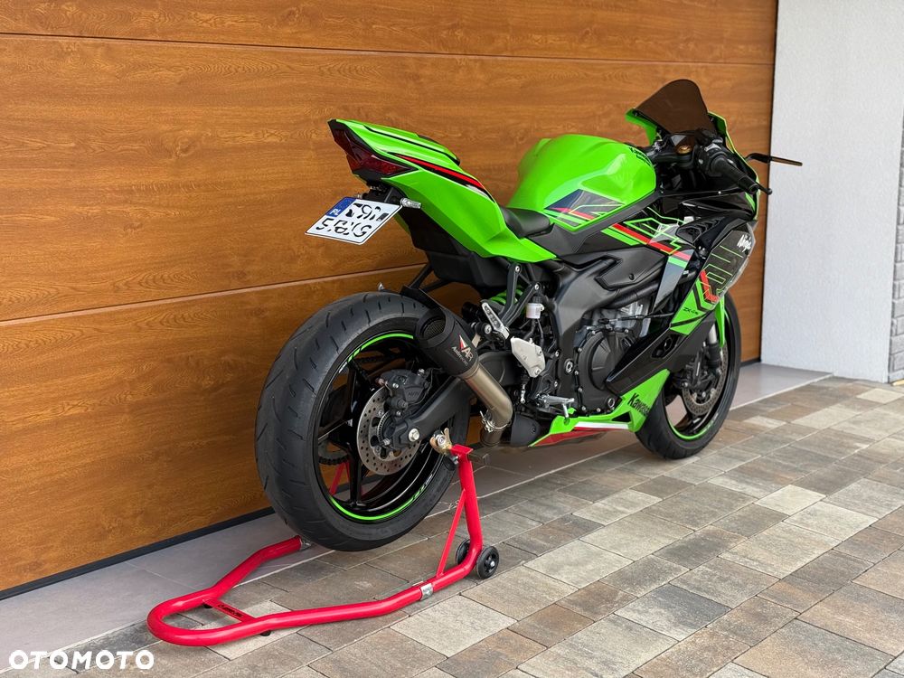 Kawasaki ZX - 4