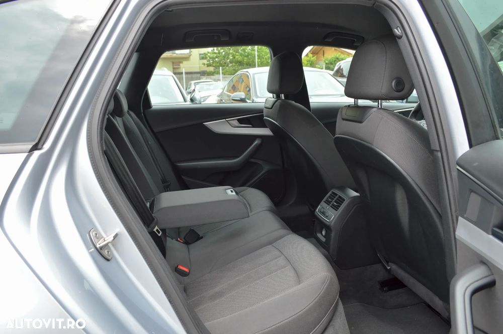 Audi A4 2.0 TDI Design - 28