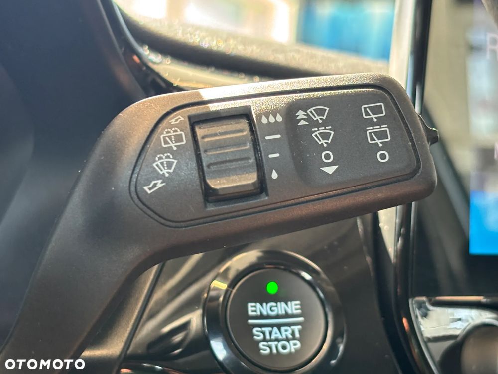 Ford Fiesta 1.0 EcoBoost S&S TITANIUM - 13