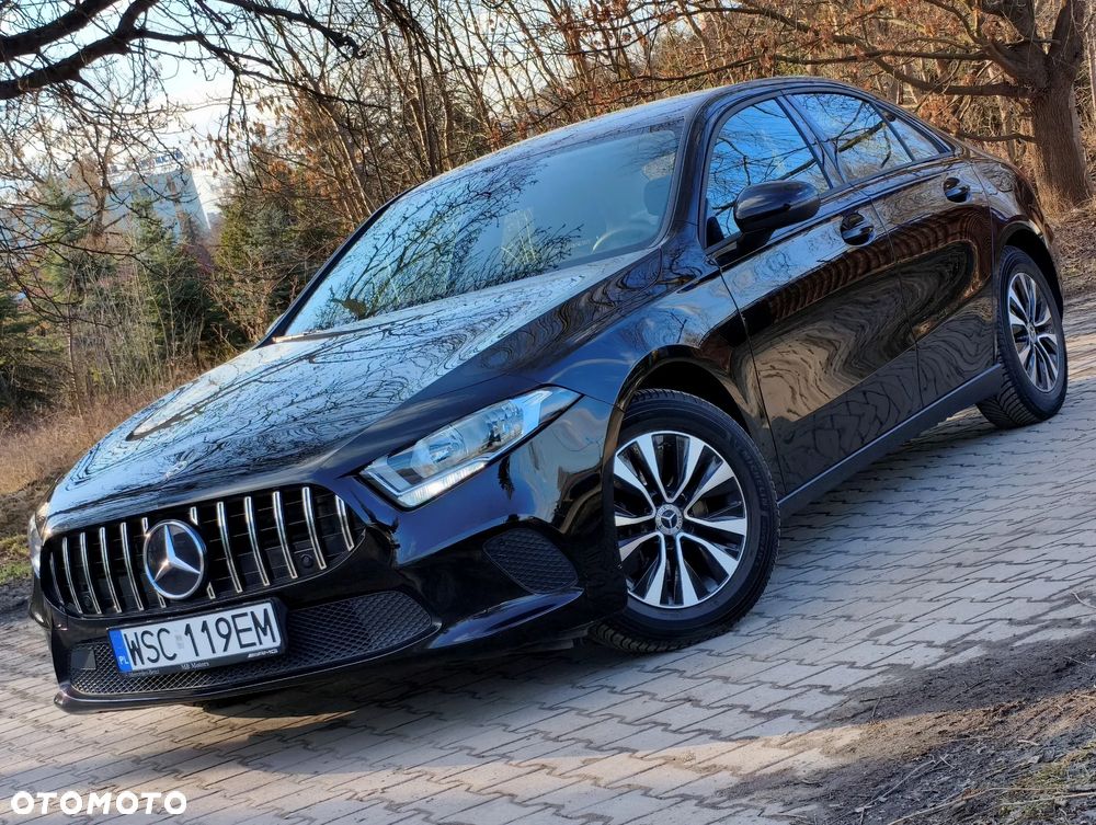 Mercedes-Benz Klasa A 180 d Edition 2021 - 2
