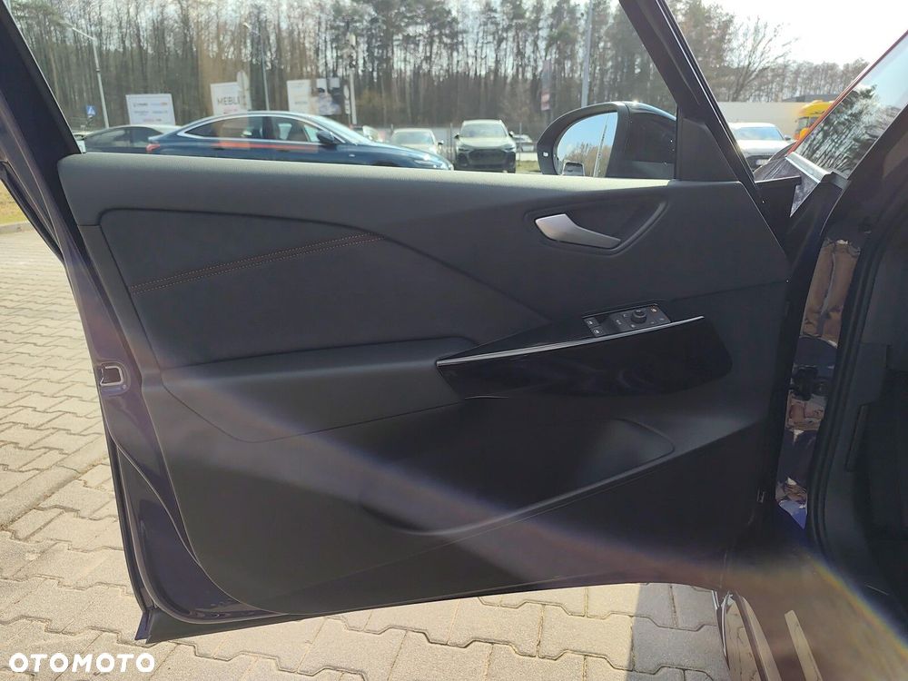 Volkswagen ID.3 - 10