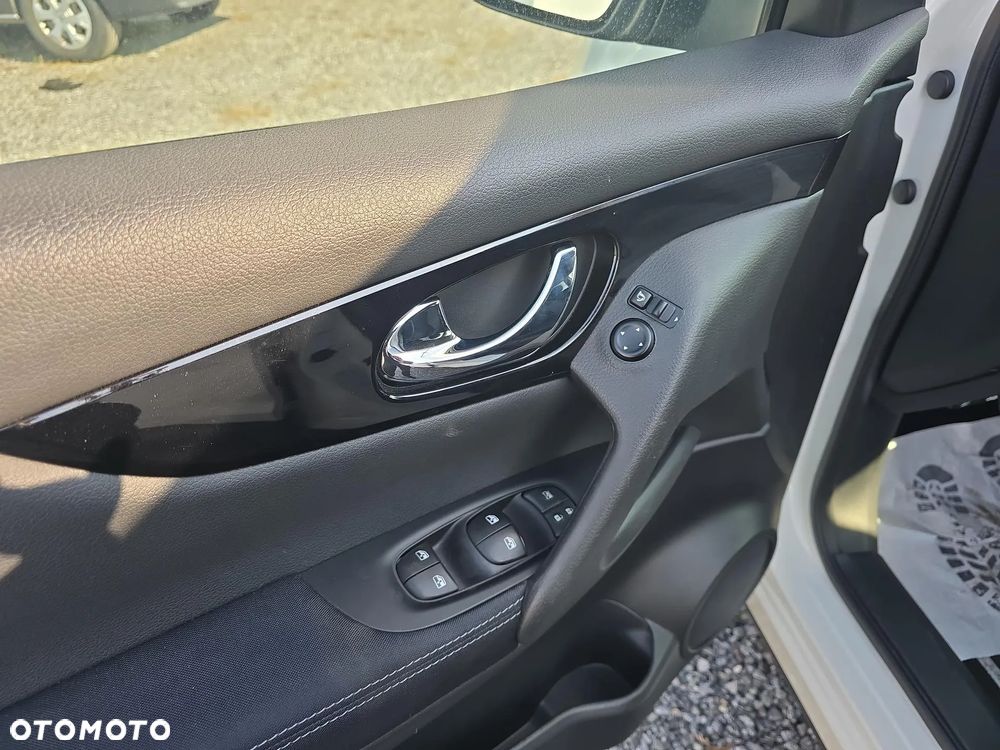 Nissan Qashqai - 10
