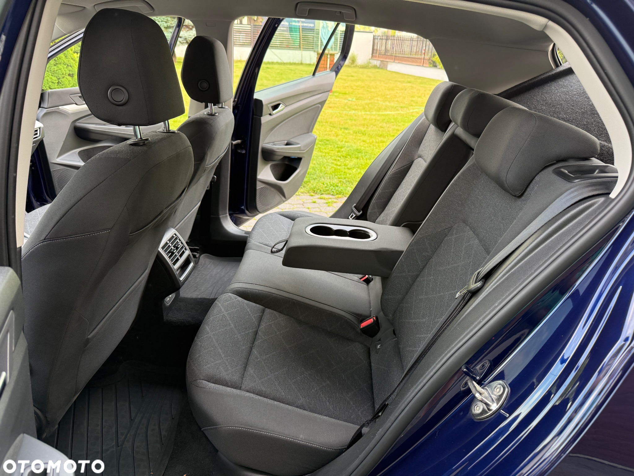 Volkswagen Golf VIII 1.5 TSI EVO Life - 17