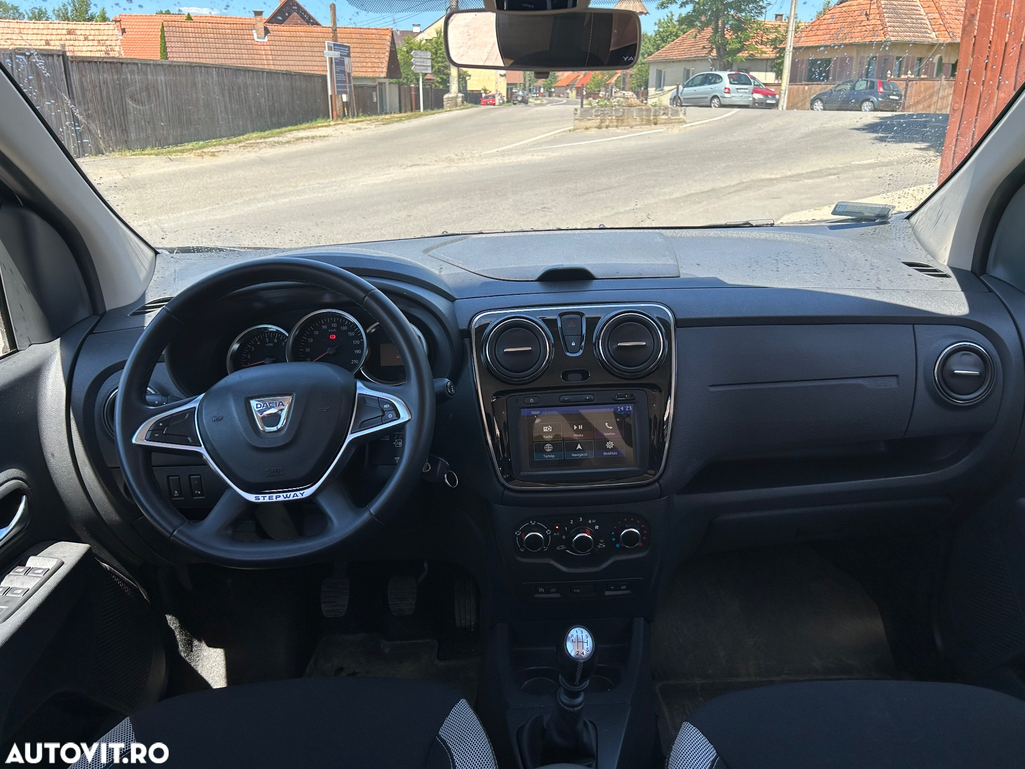Dacia Lodgy TCe 130 GPF Stepway - 5