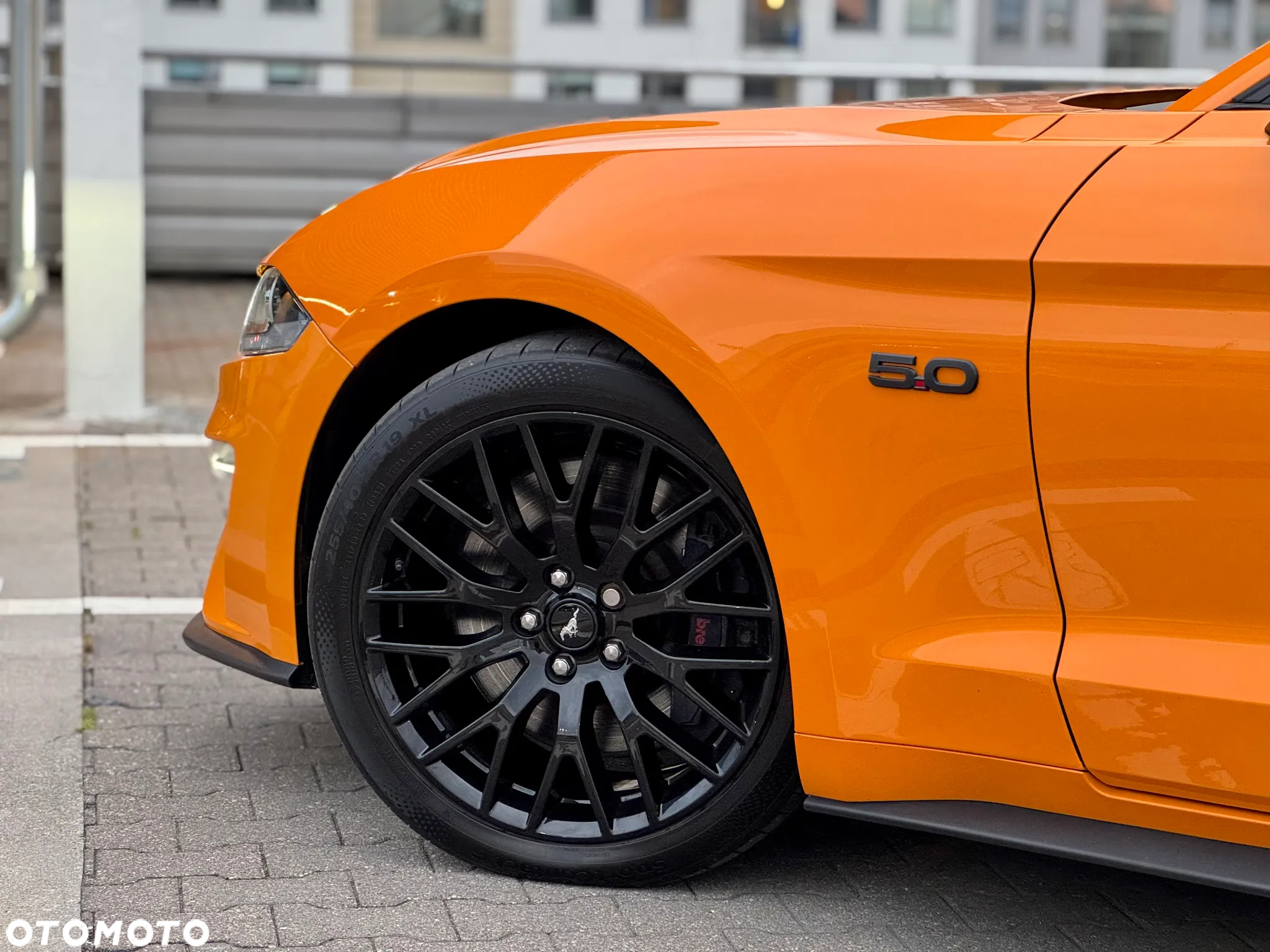Ford Mustang 5.0 V8 GT - 12