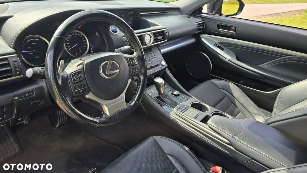 Lexus RC - 11