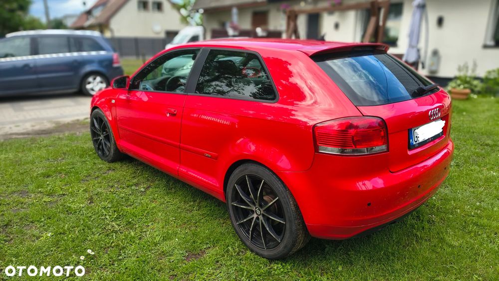 Audi A3 3-drzwiowe 2.0 TDI DPF Ambition S tronic - 2