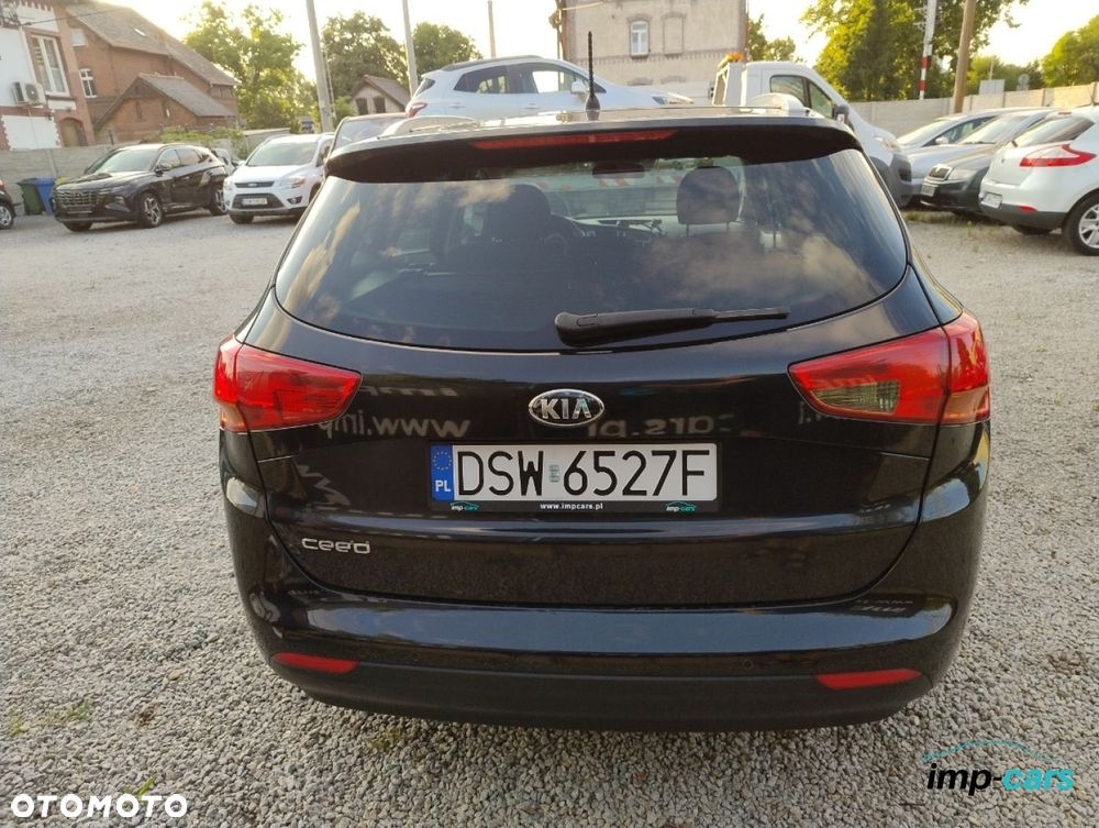 Kia Ceed - 18