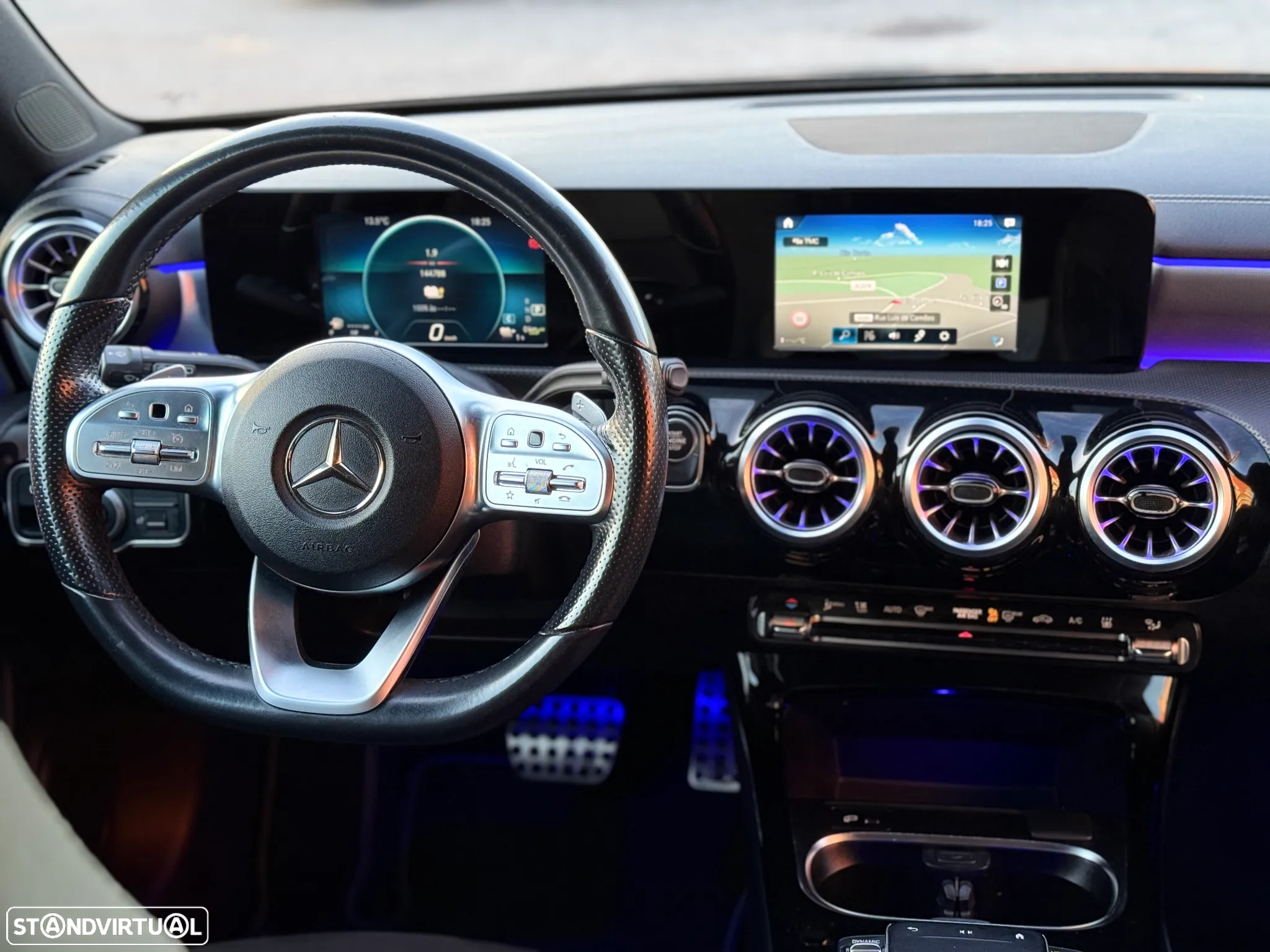 Mercedes-Benz A 250 e 8G-DCT AMG Line - 6