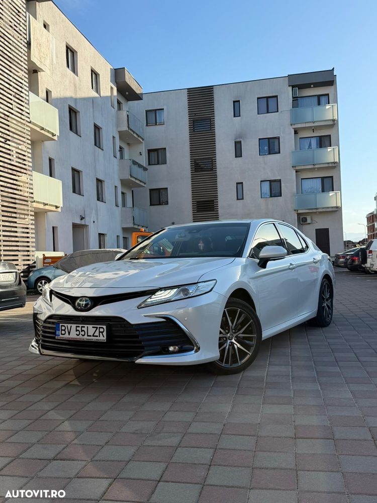 Toyota Camry 2.5 Exclusive - 2