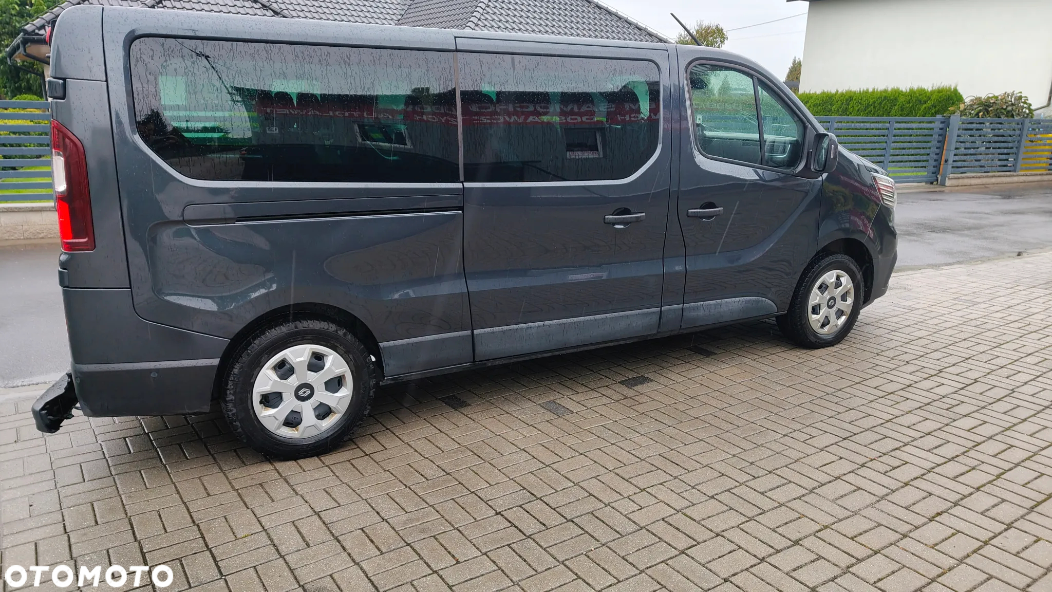 Renault Trafic - 2