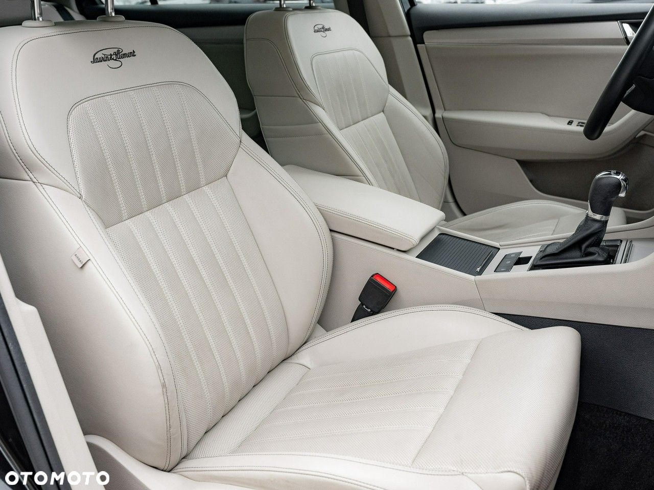 Skoda Superb 2.0 TDI SCR 4x4 L&K DSG - 35