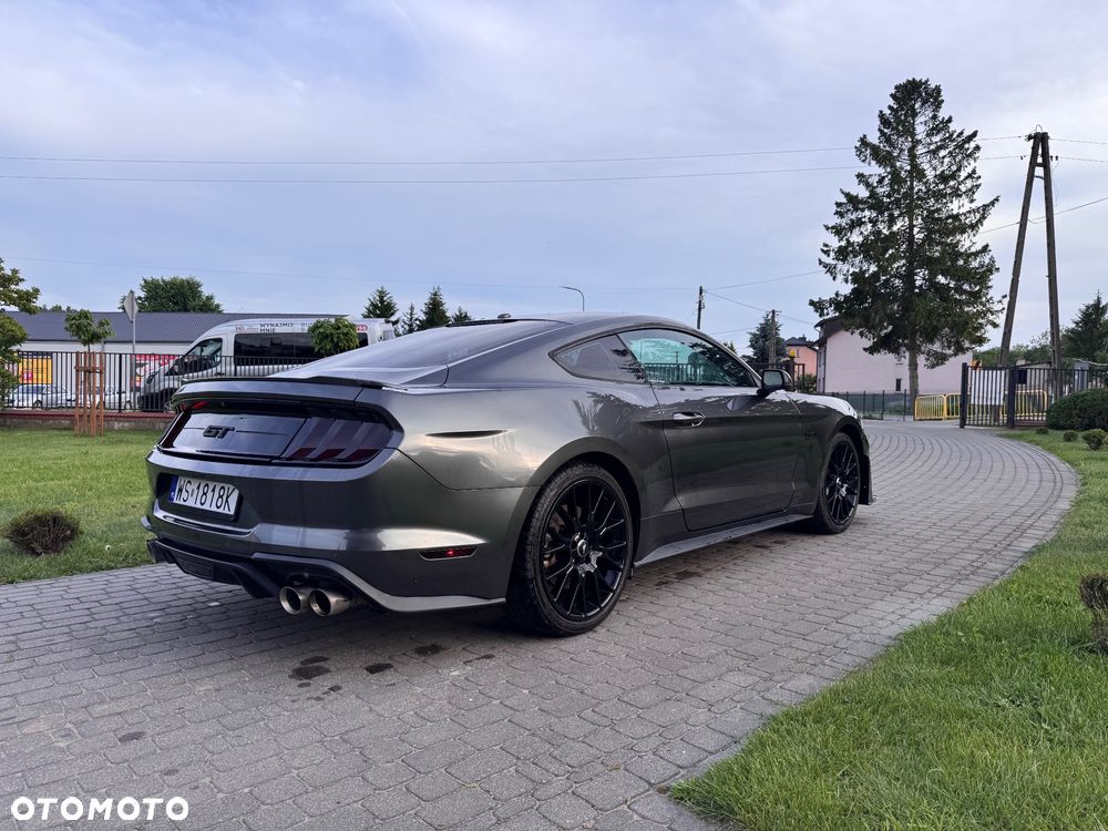 Ford Mustang 5.0 V8 GT - 2