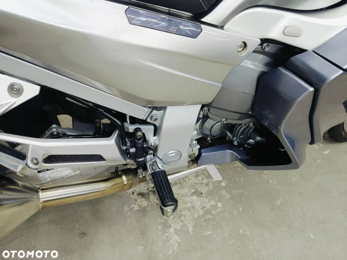 Yamaha FJR - 9