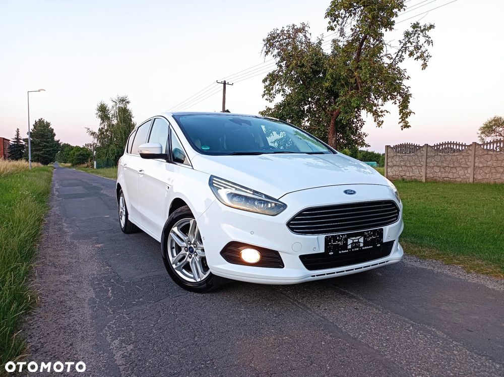 Ford S-Max 2.0 TDCi Titanium PowerShift - 2