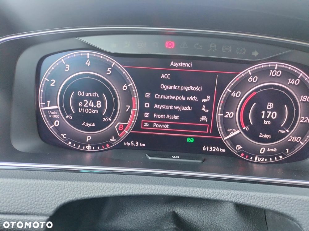 Volkswagen Golf - 28