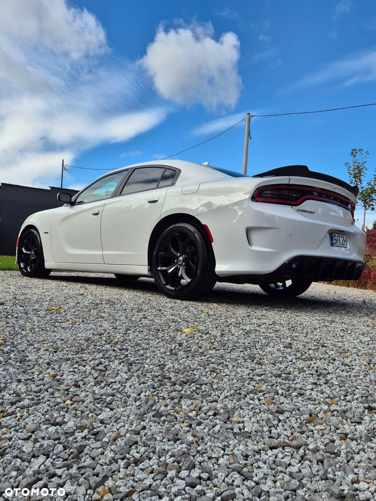 Dodge Charger - 7