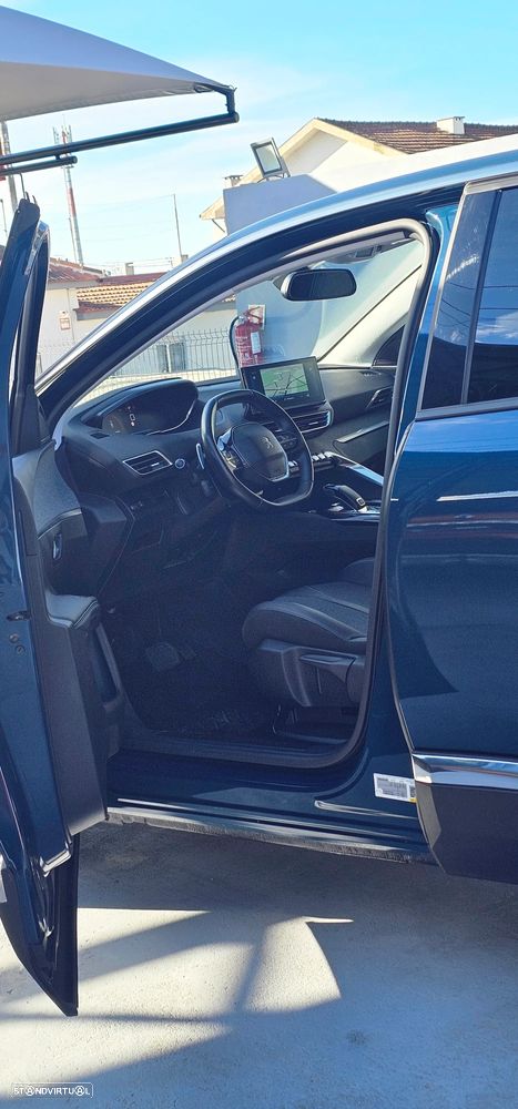 Peugeot 3008 PureTech 130 Stop & Start GPF EAT8 Roadtrip - 13