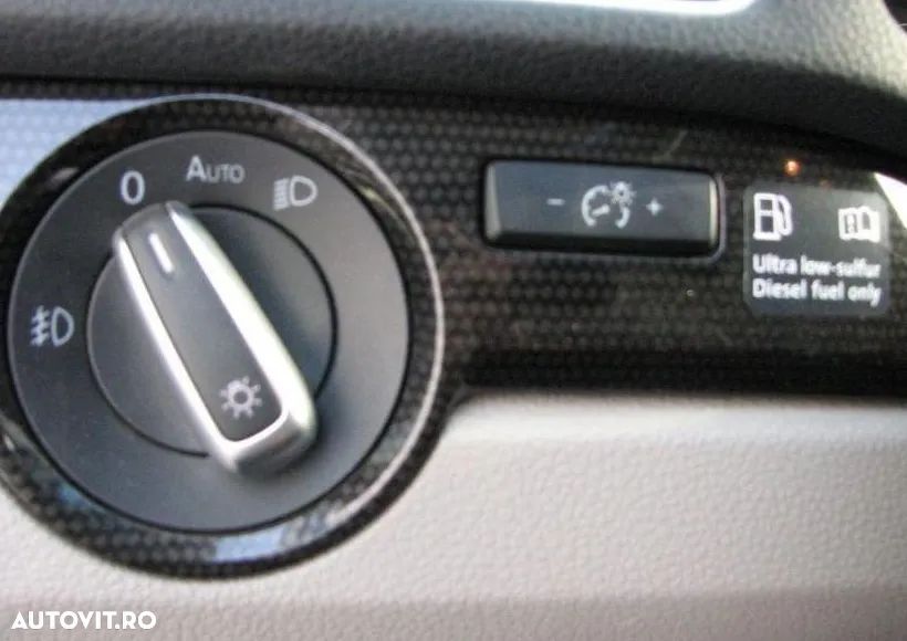 Volkswagen Passat - 11