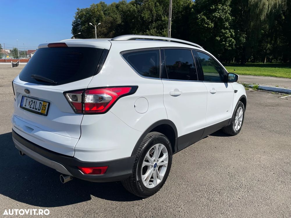 Ford Kuga 2.0 TDCi 4WD Powershift Titanium - 17