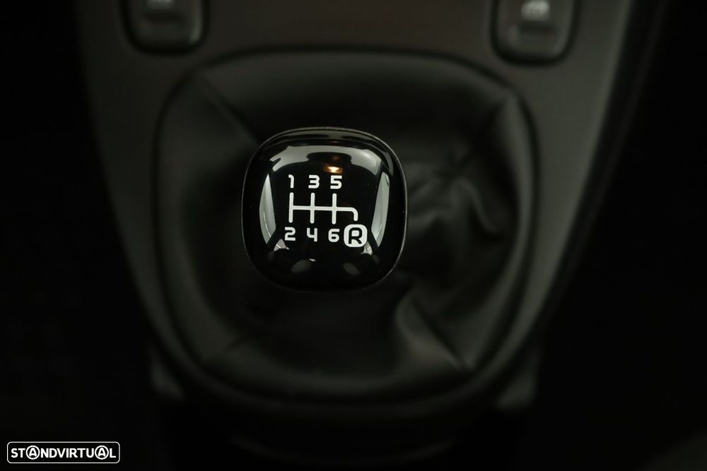 Fiat Panda 1.0 Hybrid - 12