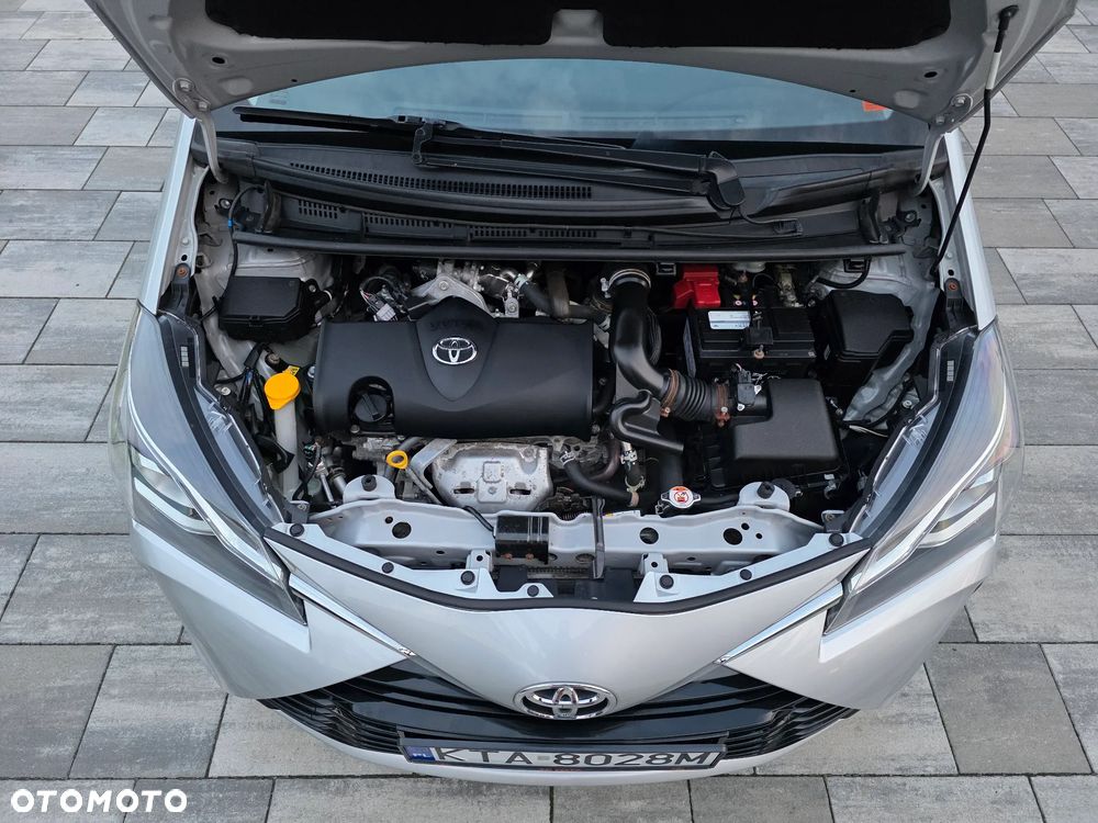 Toyota Yaris - 33