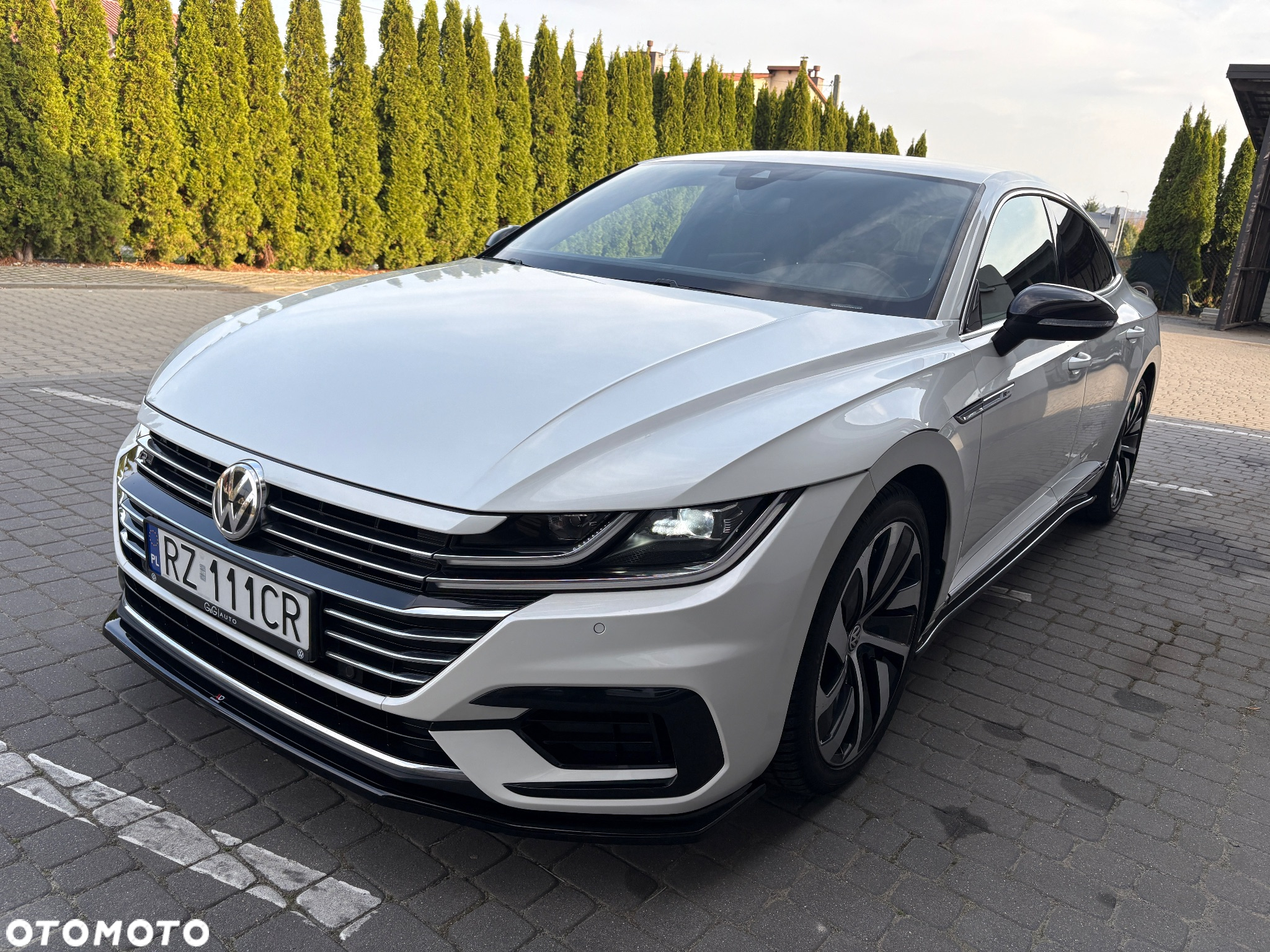 Volkswagen Arteon 2.0 TDI SCR R-Line - 9
