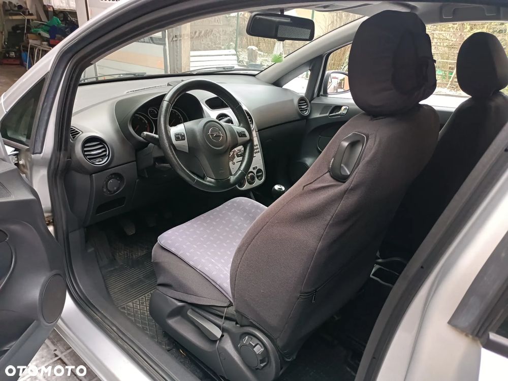 Opel Corsa 1.2 16V Innovation 110 Jahre - 6