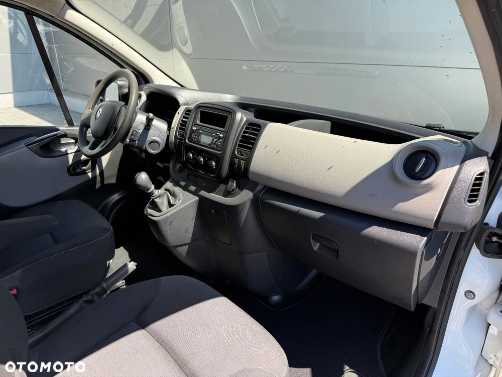 Renault Trafic - 30