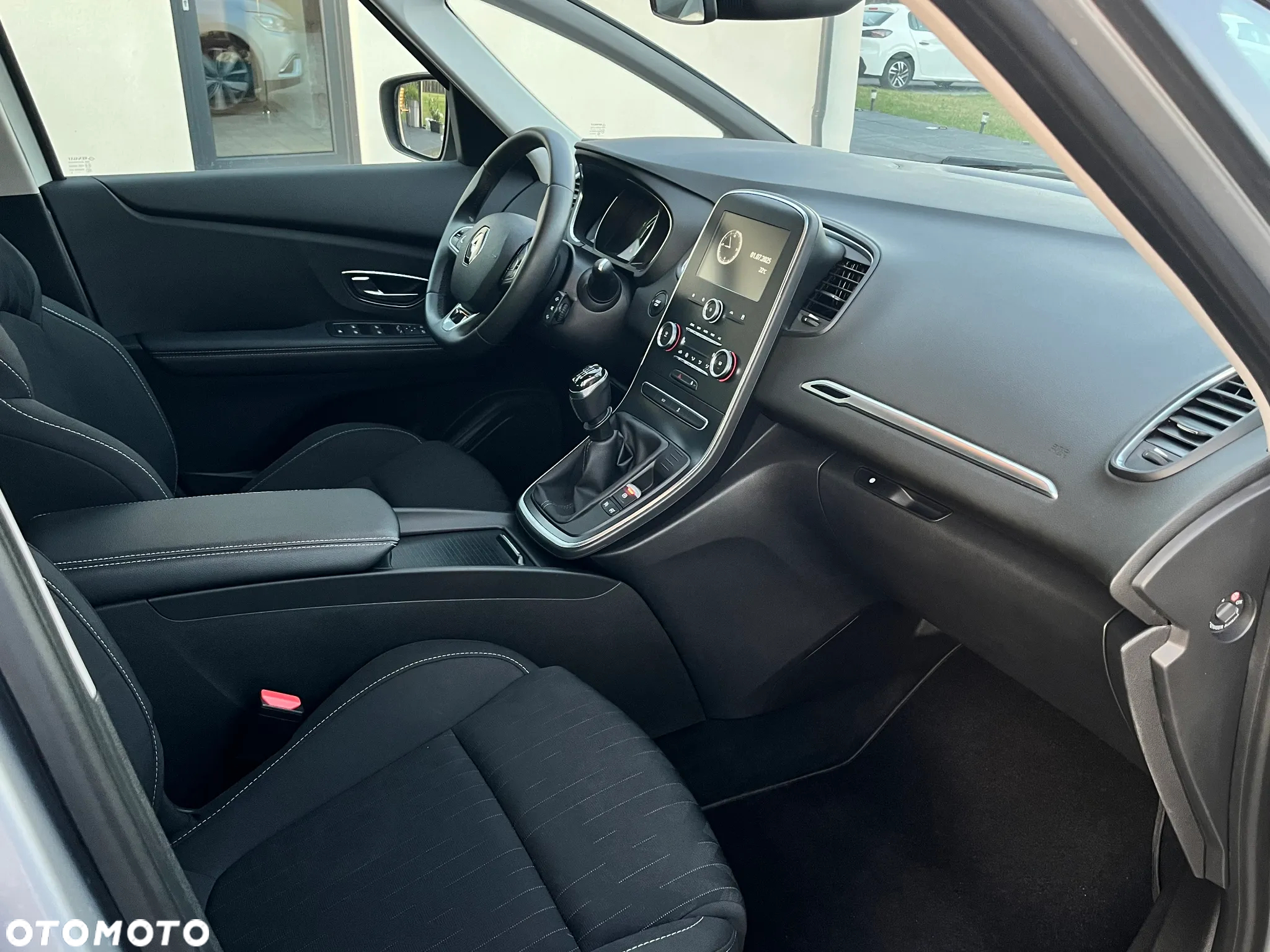 Renault Scenic TCe 115 GPF LIMITED - 21