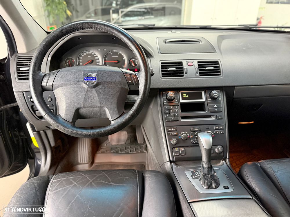 Volvo XC 90 2.4 D5 5L Nivel 3 Geartronic - 17