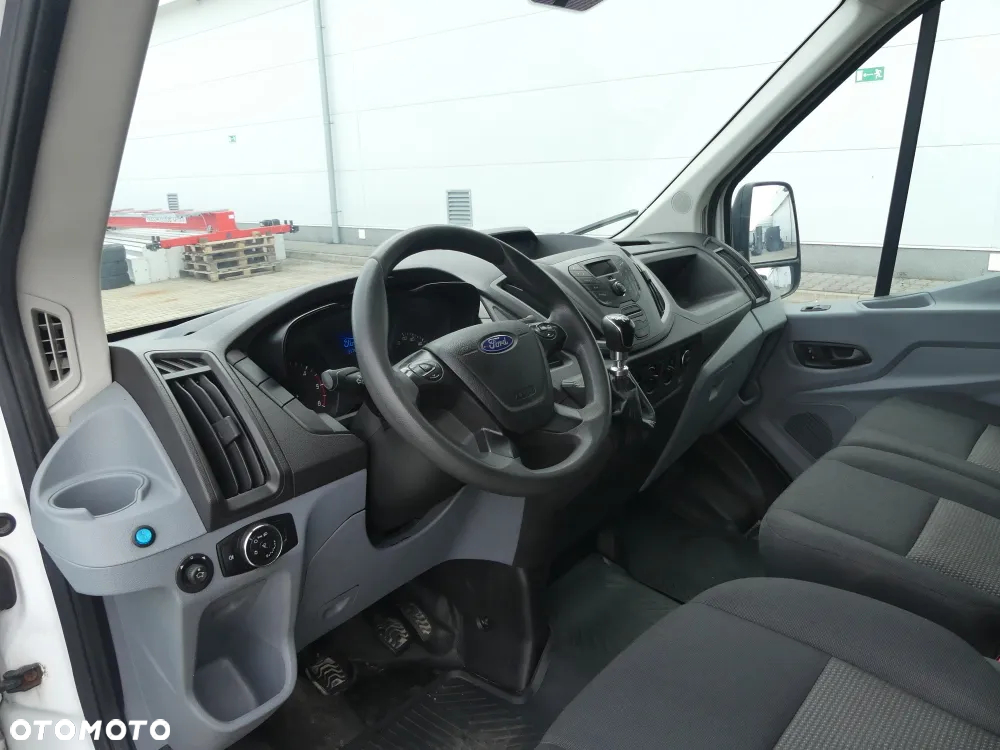 Ford Transit - 4