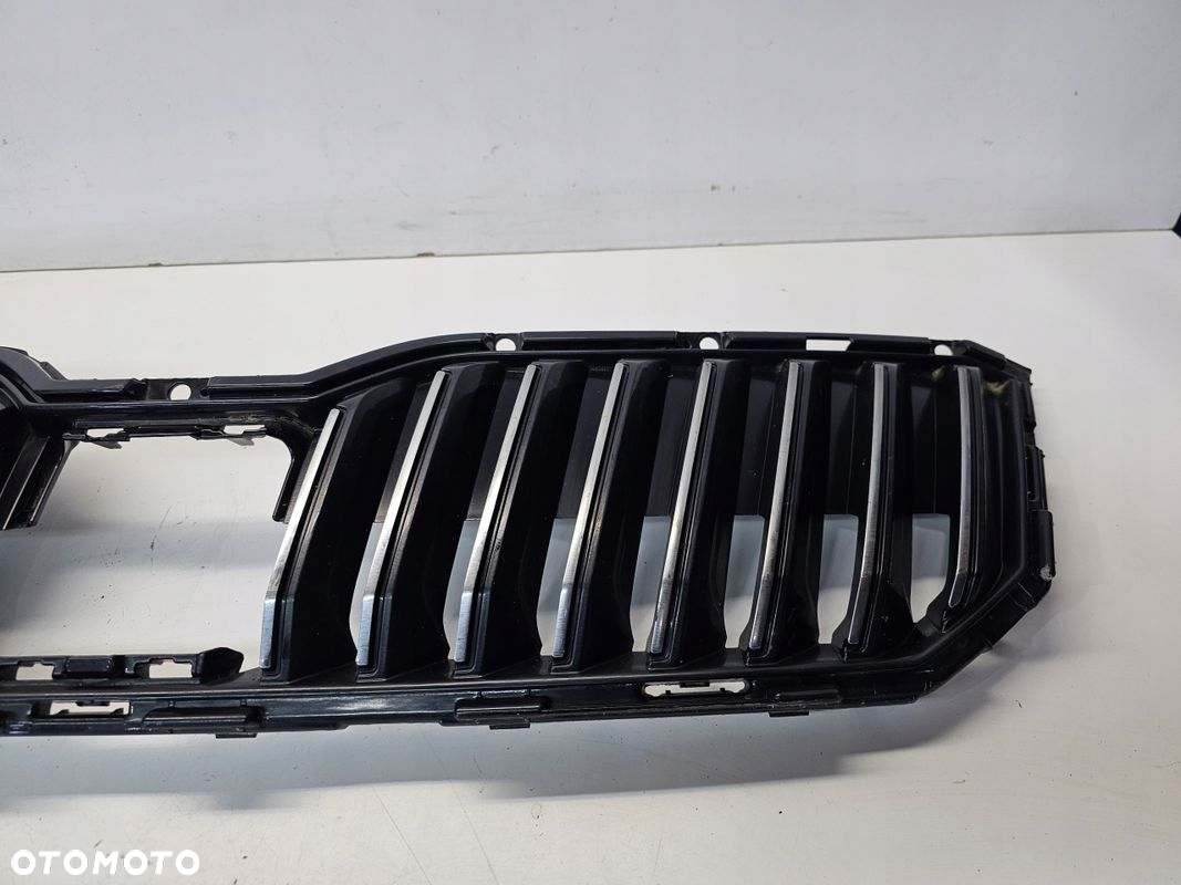 GRILL ATRAPA CHŁODNICY RADAR SKODA SUPERB III 3V0853653B ORYGINAŁ - 3