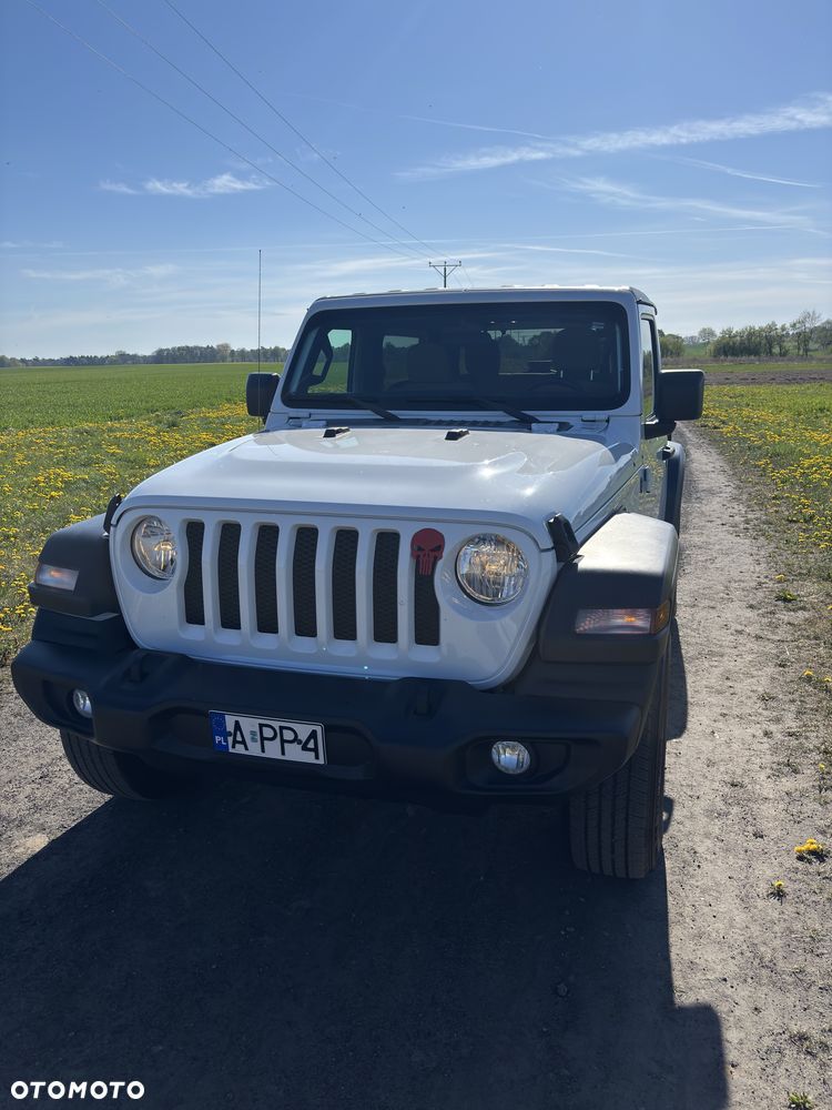 Jeep Wrangler 2022 photo 2