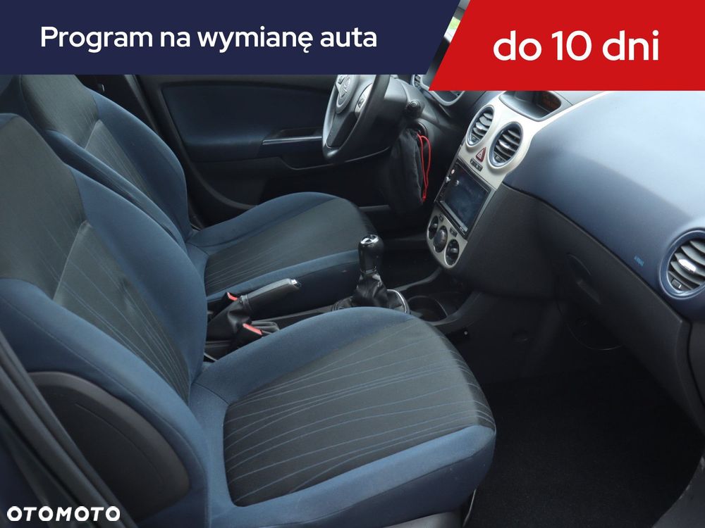 Opel Corsa - 11