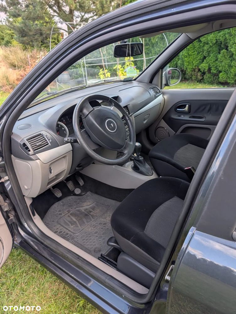 Renault Thalia 1.2 16V All Inclusive Euro5 - 10