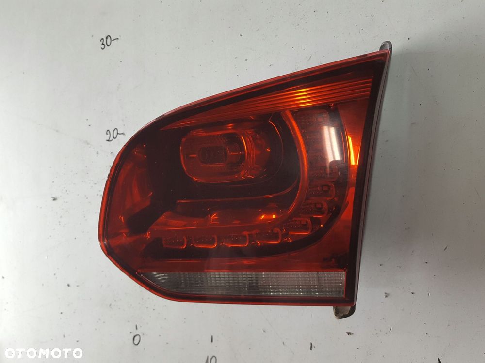 VW GOLF 6 VI 08-13r GTD HB LAMPA LED KLAPY PRAWA TYŁ ANGLIK - 2