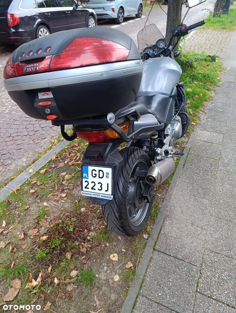 Honda CBF - 7