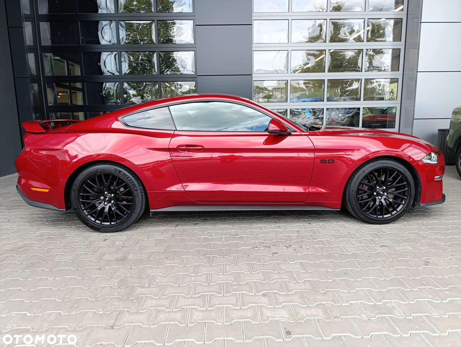 Ford Mustang - 10