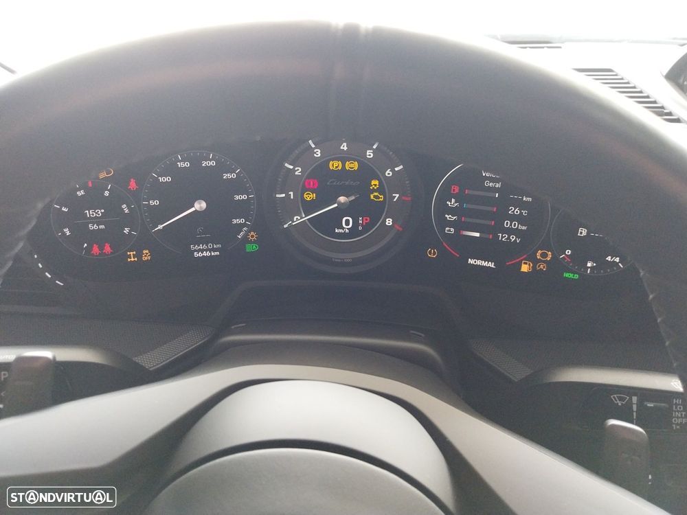 Porsche 911 Série F - 12