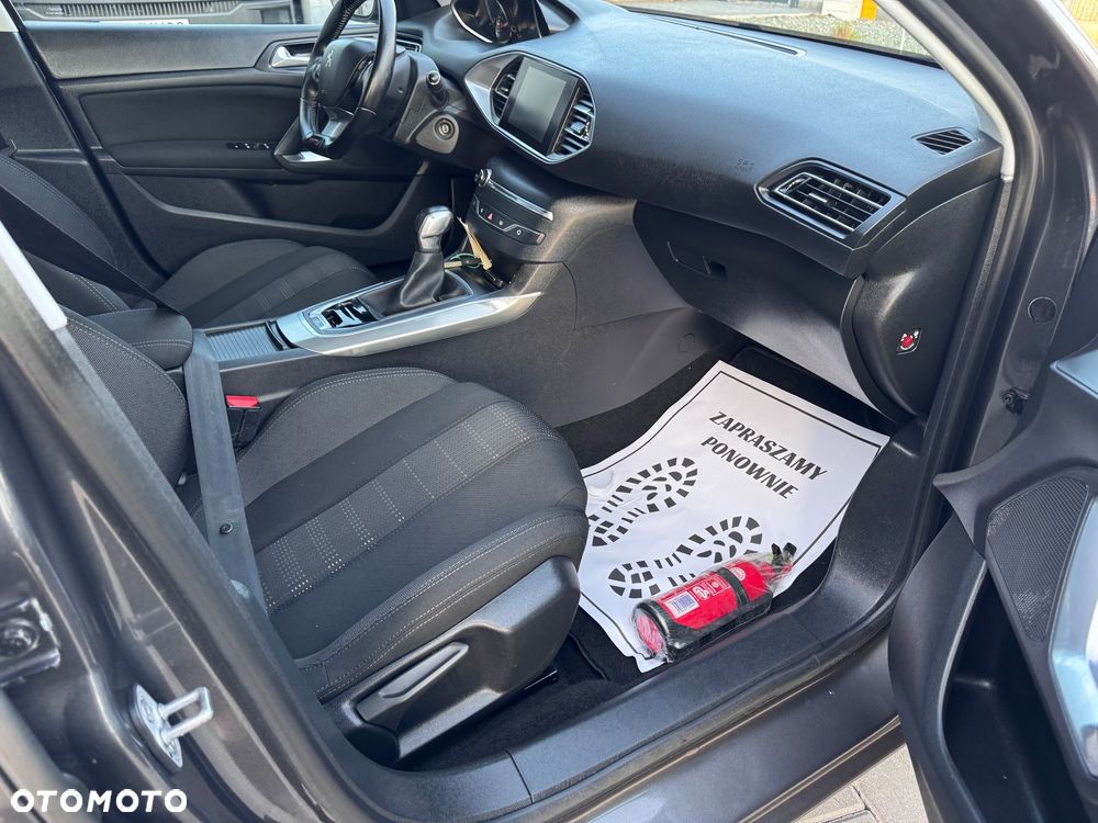Peugeot 308 PureTech 110 Stop & Start Allure - 22