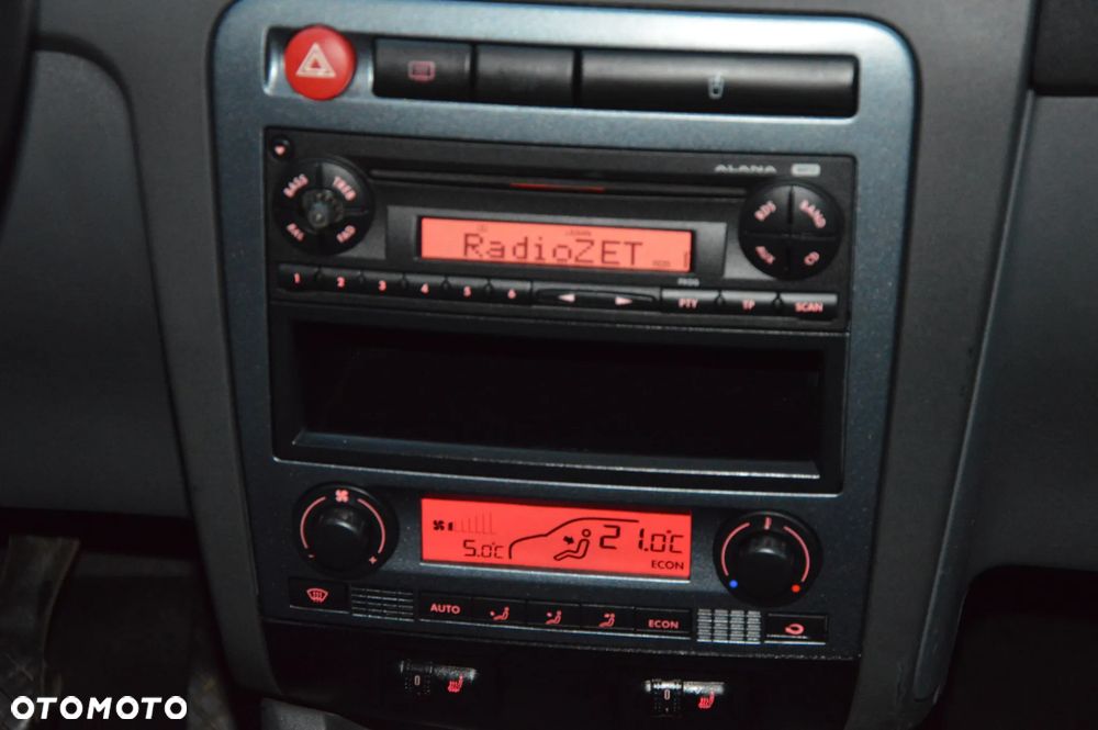 Seat Ibiza 1.4 16V Style - 13